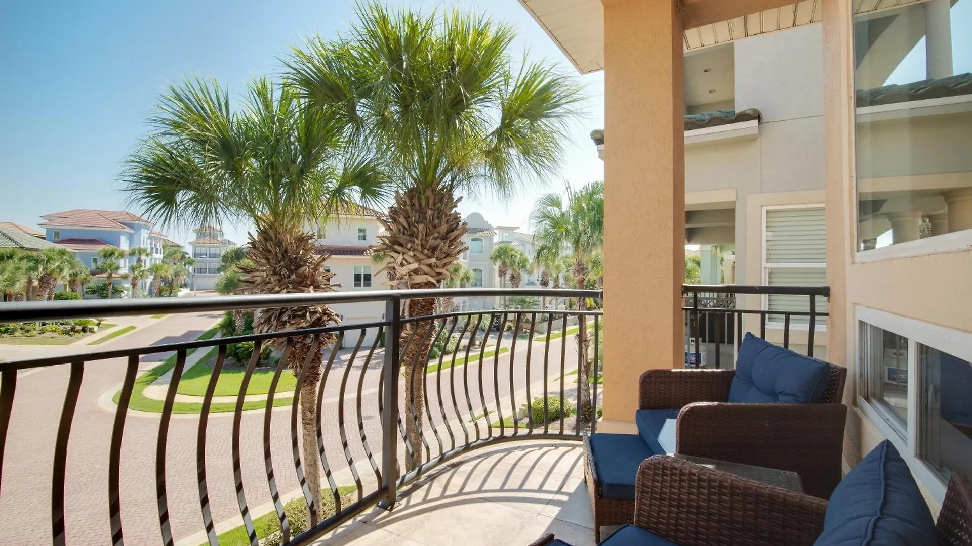 Holiday home Luxury Community Pool, Hot Tub And Beach And Games Destin