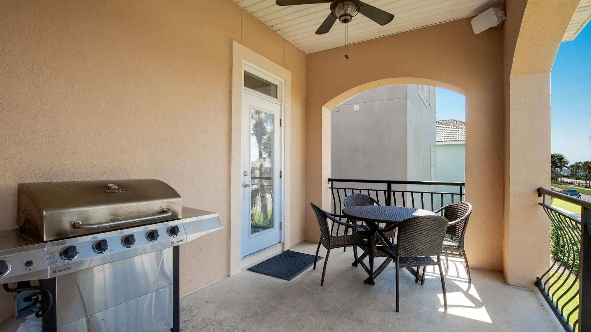 Luxury Community Pool, Hot Tub And Beach And Games Destin